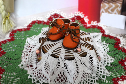 Чоботи помаранчеві для ляльки ростом 32-34 см, ручна робота