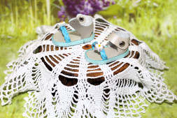 Босоніжки з ромашкою для ляльки 28 см, hand made