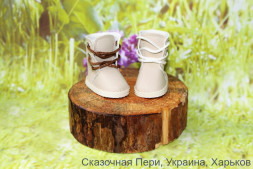 Высокие ботинки бежевые  для куклы ростом 32-34 см, ручная работа