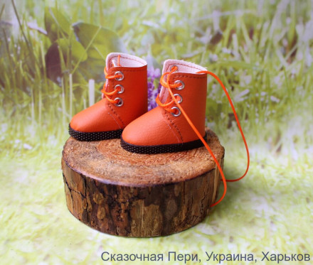 Высокие ботинки оранжевые  для куклы ростом 32-34 см, ручная работа