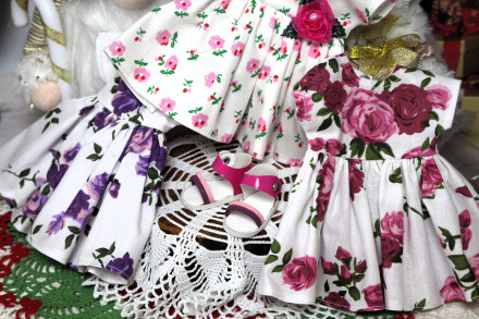 Босоніжки рожеві для ляльки ростом 28 см, ручна робота