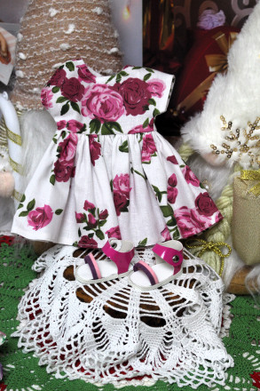 Босоніжки рожеві для ляльки ростом 28 см, ручна робота