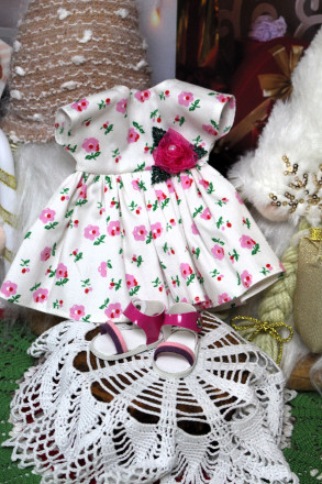 Босоніжки рожеві для ляльки ростом 28 см, ручна робота