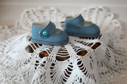 Туфли c ремешком голубые hand made для  Paola Reina 32 см
