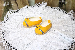 Туфлі з метеликом жовті, hand made, для Paola Reina