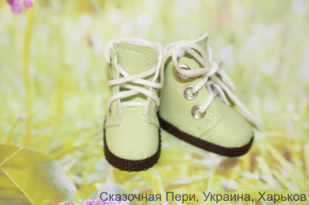 Чоботи (чорні та жовті) для ляльки 28 см, ручна робота
