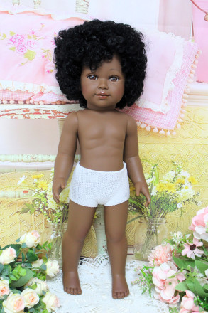 Лялька Coral desnuda, pelo corto rizo afro, Vestida de Azul , COR-D915, 46 cм