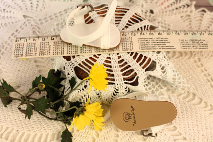Обувь Sandals, Vestida de Azul, для Корал, белые, длина 7,0 см 