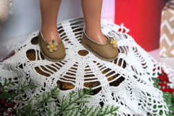 Туфлі кавові з декором для ляльки ростом 28 см, ручна робота