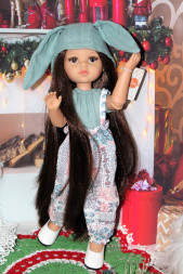 Карла або Керол у вбранні  54867 Paola Reina   Las articuladas-2025 