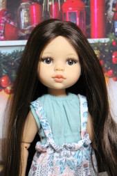 Карла або Керол у вбранні  54867 Paola Reina   Las articuladas-2025 